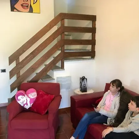 The Gulf Sailor's - Maggiore Holiday home Monvalle