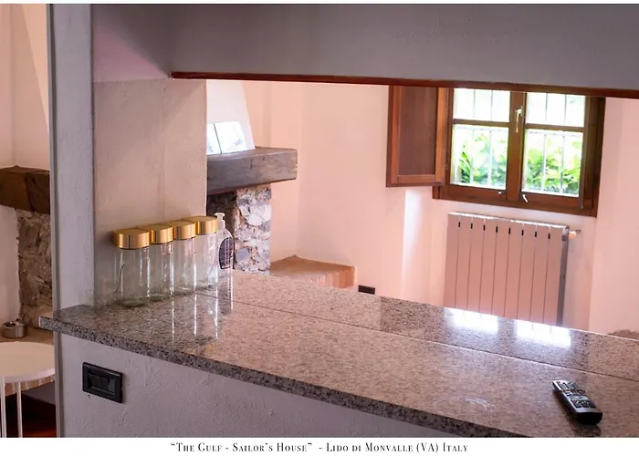 The Gulf Sailor's - Maggiore Monvalle